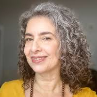 Lucía R.